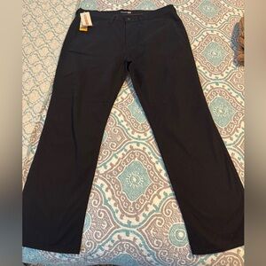 Dockers Straight Fit Black Pants Size 36X30 Men’s pants pockets new with tags